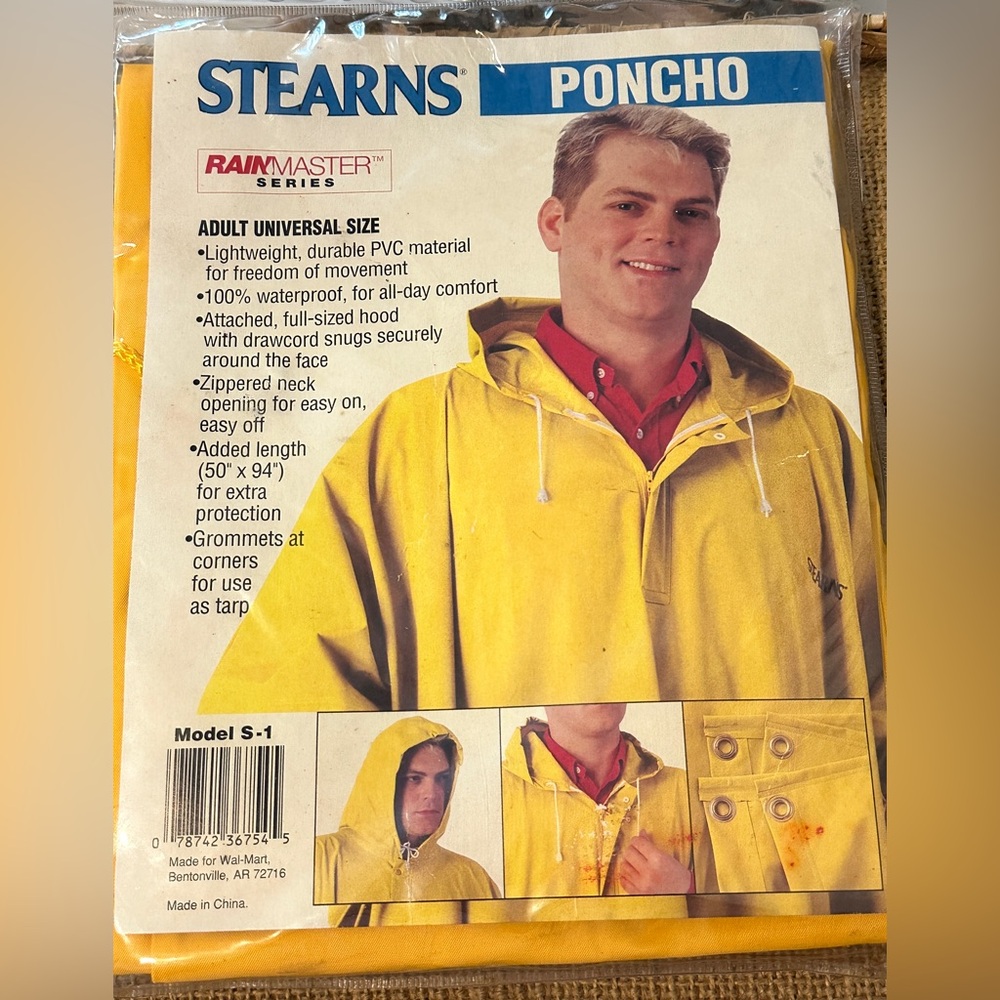 Stearns Rainmaster Series PVC Rain Poncho with Hood 50" x 94" One Size NEW
